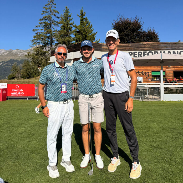 Sergio manenti con alain vergari su campo da golf